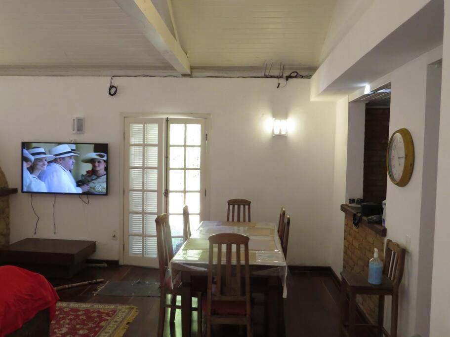 Linda Casa Em Mury,com Riacho E Lareira Holiday home